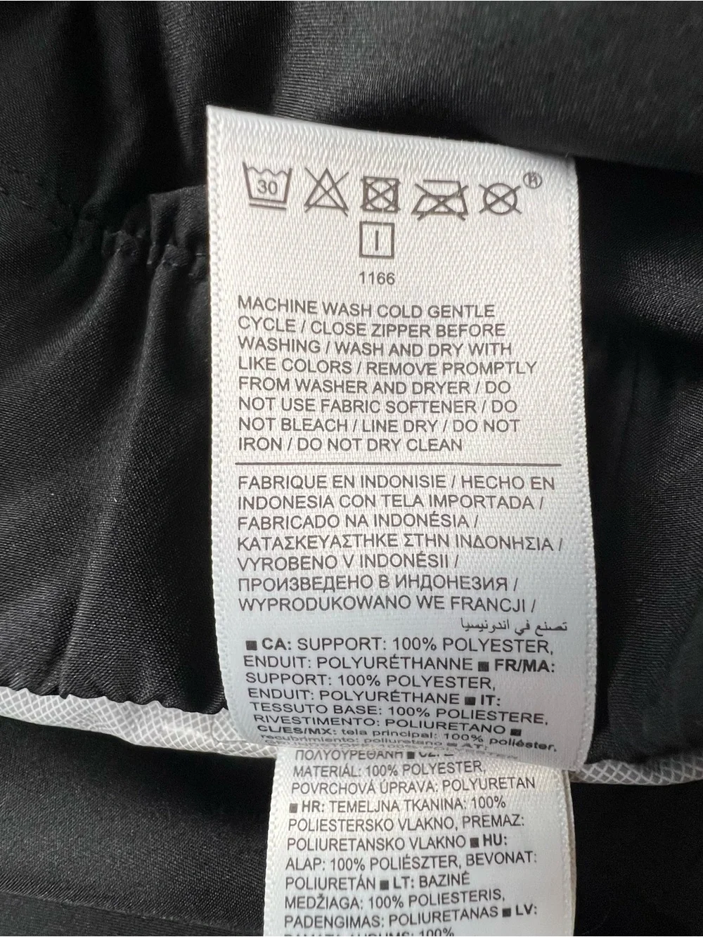 Athleta RainOut Traverse Pant Large Tall Black Zip Leg RAIN PANTS Running Hike